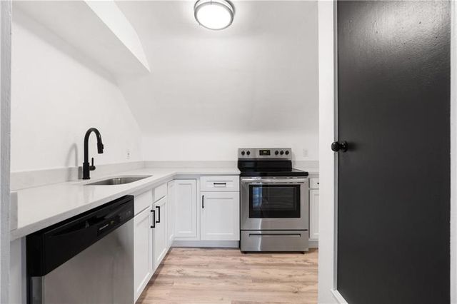 546 Old Frankstown Rd, Monroeville, PA 15146