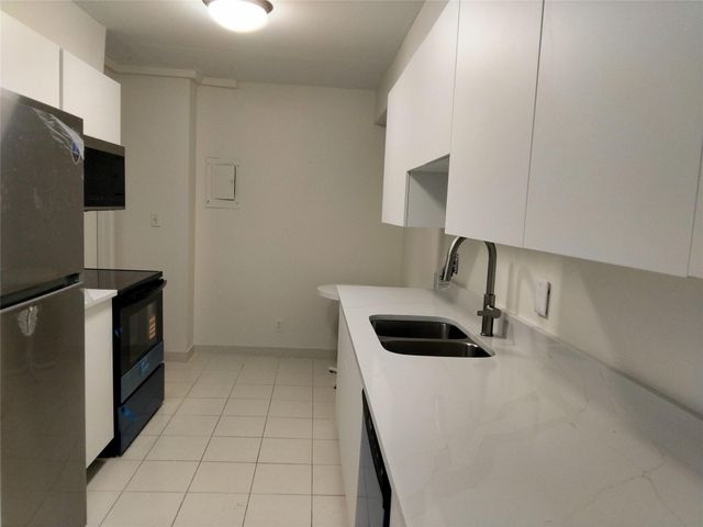 1200 Hibiscus Avenue 503, Pompano Beach, FL 33062