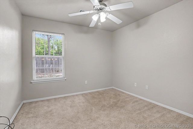 9816 E 109th Street N, Owasso, OK 74055