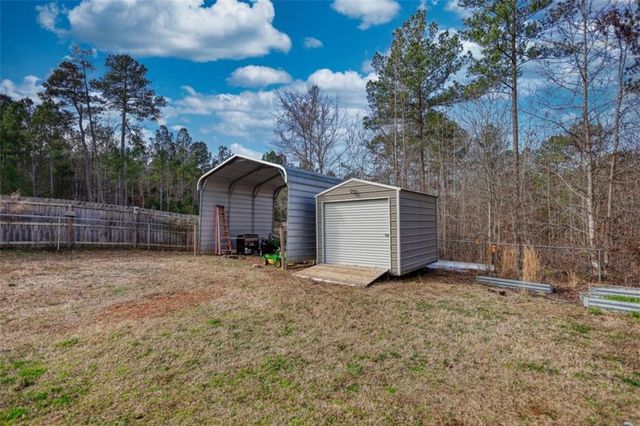 214 Woodlands Drive, Jackson, GA 30233