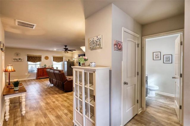 214 Woodlands Drive, Jackson, GA 30233