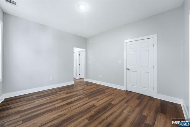 913 S 18th Street 2, Newark, NJ 07108