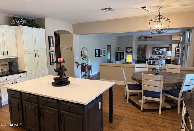 9547 W BENT TREE Drive, Peoria, AZ 85383