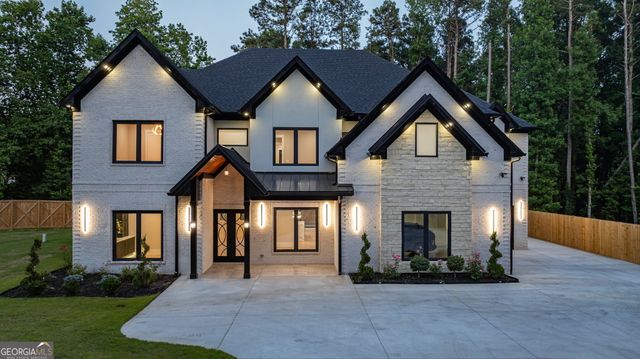 1613 Azalea Drive, Lawrenceville, GA 30043