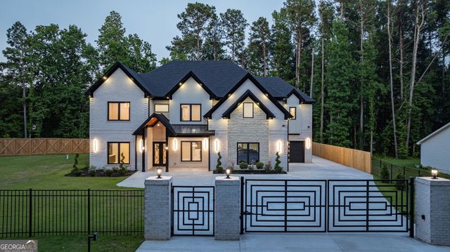 1613 Azalea Drive, Lawrenceville, GA 30043