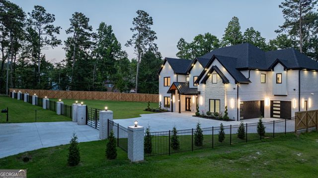1613 Azalea Drive, Lawrenceville, GA 30043