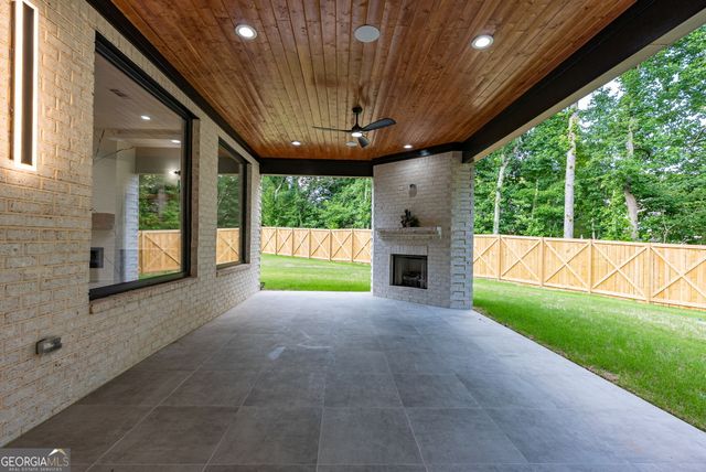 1613 Azalea Drive, Lawrenceville, GA 30043