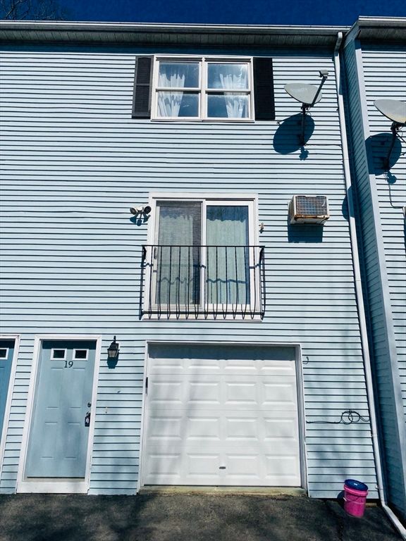 10 Gediminas Street 19, Worcester, MA 01610