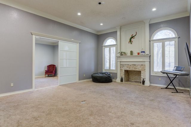 8708 Richmond Avenue, Lubbock, TX 79424