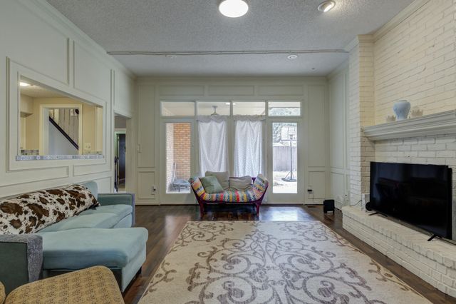 8708 Richmond Avenue, Lubbock, TX 79424