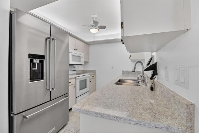 213 GLENELLEN PLACE, Sun City Center, FL 33573