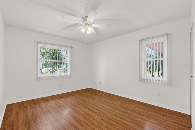 213 GLENELLEN PLACE, Sun City Center, FL 33573