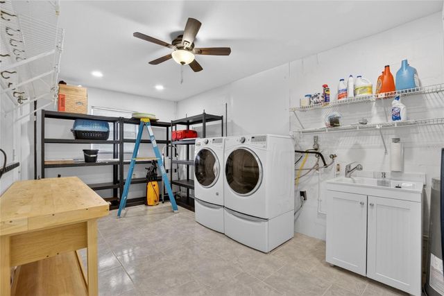213 GLENELLEN PLACE, Sun City Center, FL 33573