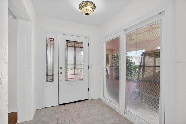 213 GLENELLEN PLACE, Sun City Center, FL 33573