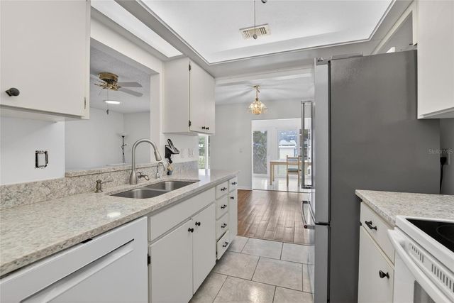 213 GLENELLEN PLACE, Sun City Center, FL 33573