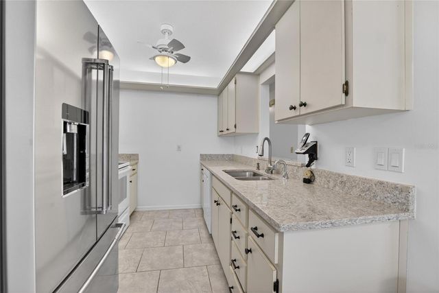 213 GLENELLEN PLACE, Sun City Center, FL 33573