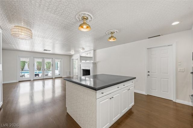 416 Macarthur Way, Las Vegas, NV 89107