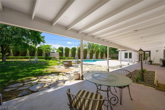 416 Macarthur Way, Las Vegas, NV 89107