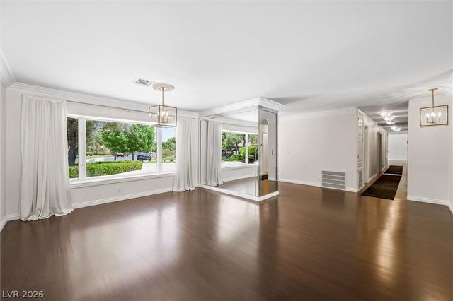 416 Macarthur Way, Las Vegas, NV 89107