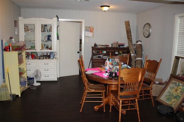 206 Riverside Street, Highlands, TX 77562