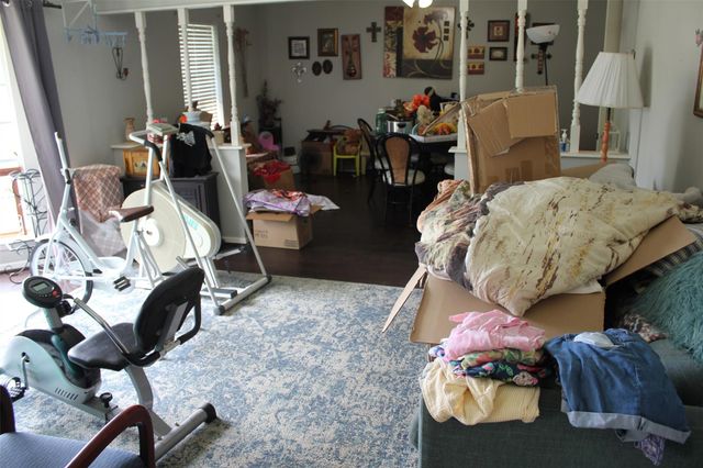 206 Riverside Street, Highlands, TX 77562