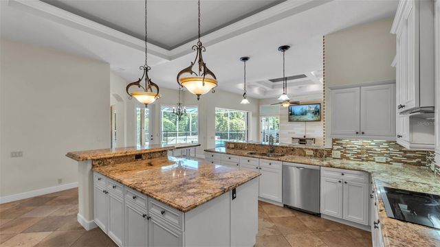 5135 HIGHLANDS LAKEVIEW LOOP, Lakeland, FL 33812