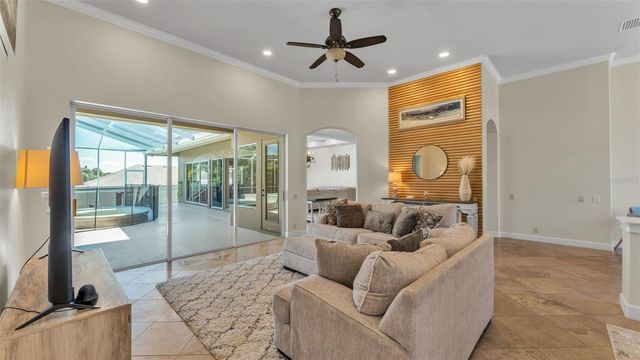 5135 HIGHLANDS LAKEVIEW LOOP, Lakeland, FL 33812