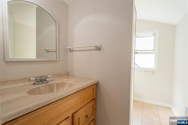 11 Millbrook Avenue, Dover Town, NJ 07801