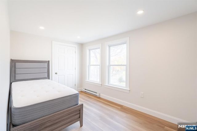 11 Millbrook Avenue, Dover Town, NJ 07801