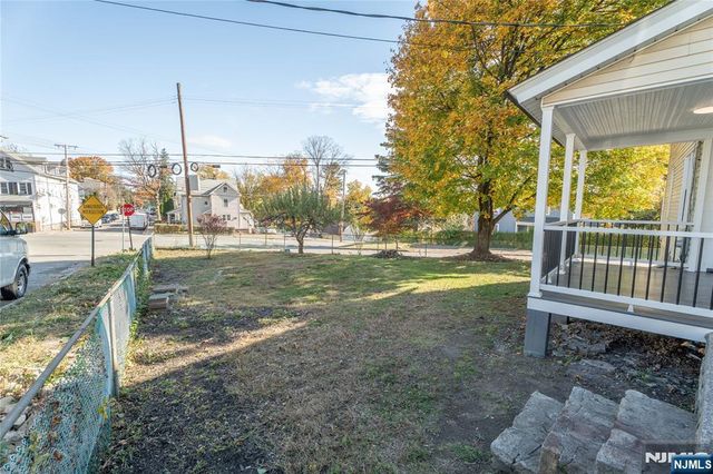 11 Millbrook Avenue, Dover Town, NJ 07801