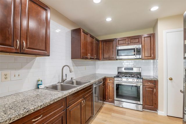 1262 Rock Canyon Drive, Katy, TX 77450