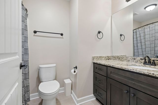 215 Cedar St, Lebanon, TN 37087