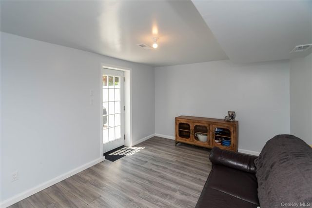 36 Marian Court, Warwick, NY 10990