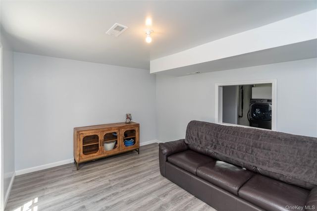 36 Marian Court, Warwick, NY 10990