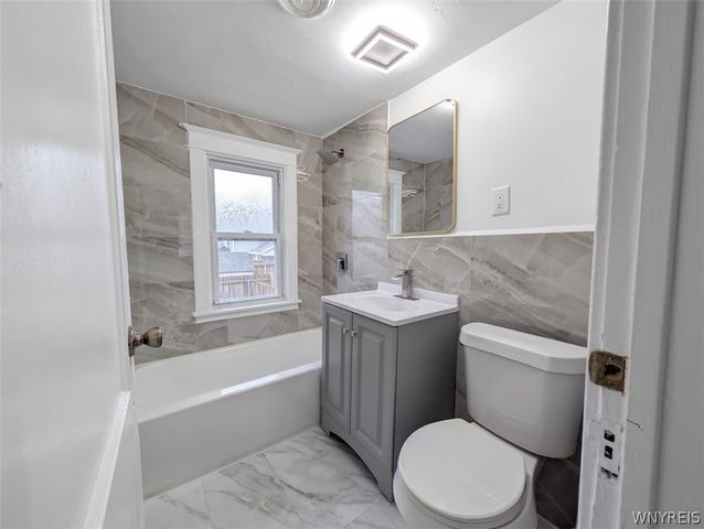 9 Alma Avenue, Buffalo, NY 14215