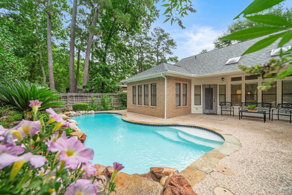 35 N Pathfinders Circle BLANK, The Woodlands, TX 77381