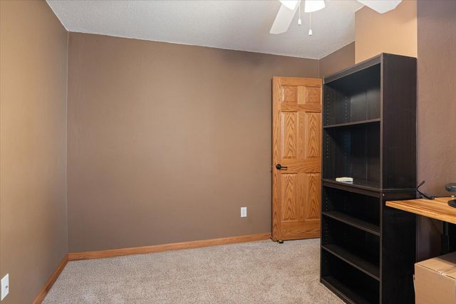 704 S 8th Ave W, Virginia, MN 55792