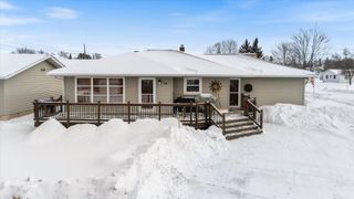 704 S 8th Ave W, Virginia, MN 55792