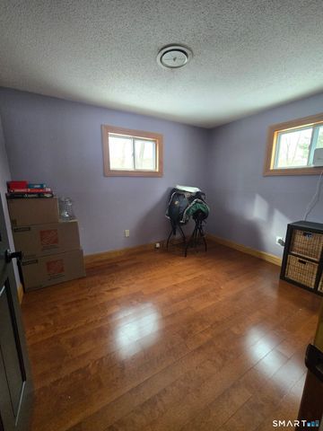 14 Glenwood Drive, Marlborough, CT 06447