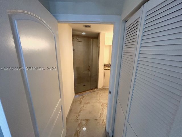 1830 Radius Dr 1002, Hollywood, FL 33020