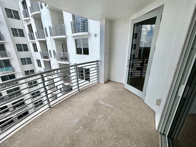 1830 Radius Dr 1002, Hollywood, FL 33020