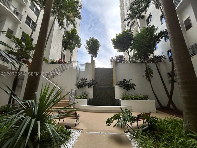 1830 Radius Dr 1002, Hollywood, FL 33020