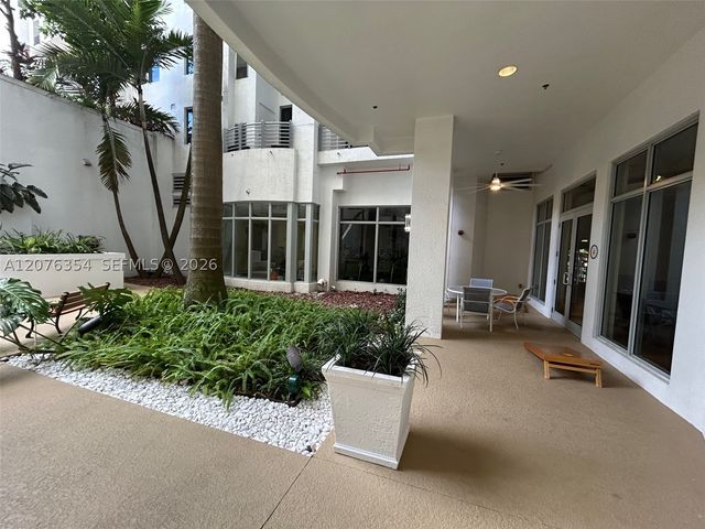 1830 Radius Dr 1002, Hollywood, FL 33020