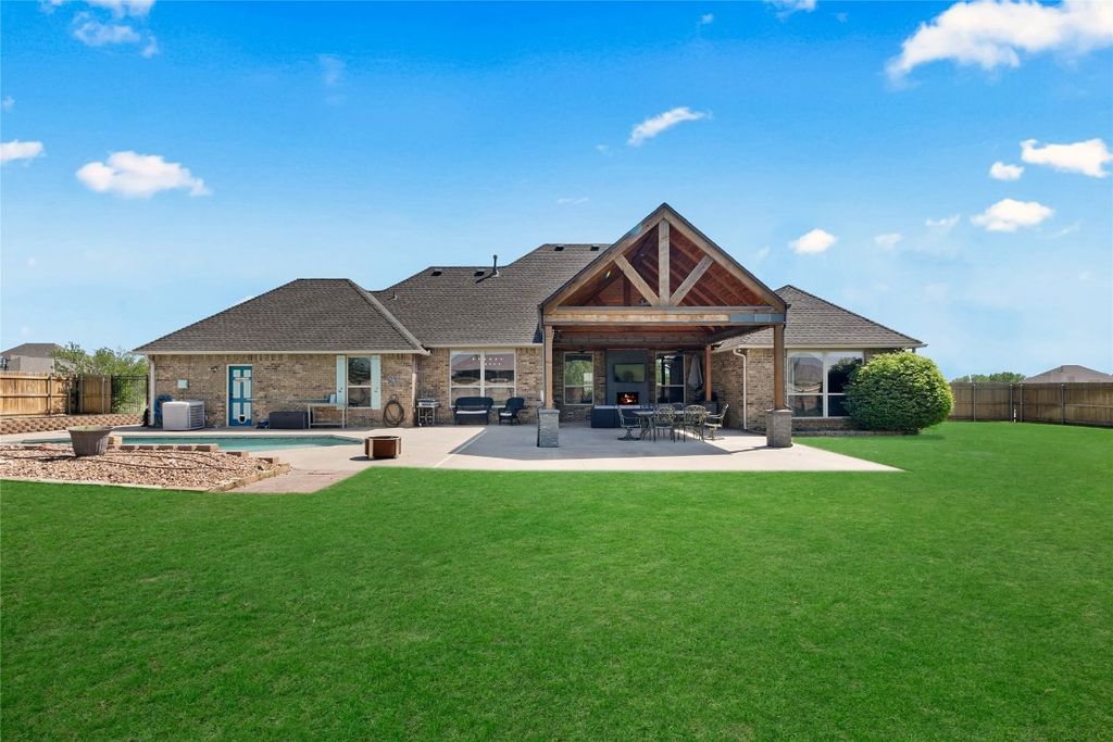 4679 Hillcrest Lane, Edmond, OK 73025