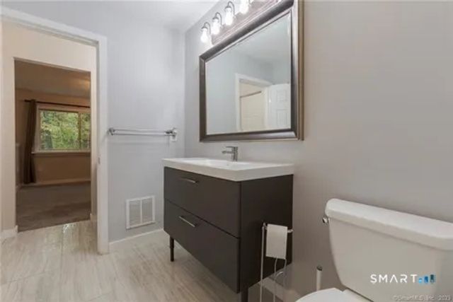 101 Farmington Chase Crescent 101, Farmington, CT 06032