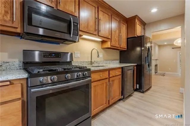 101 Farmington Chase Crescent 101, Farmington, CT 06032