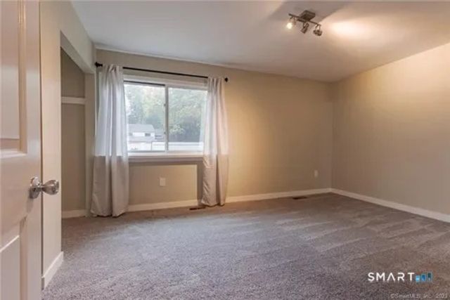 101 Farmington Chase Crescent 101, Farmington, CT 06032
