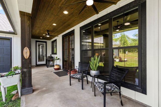 110 Quiet Springs Trail, Willis, TX 77378