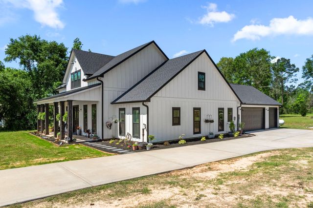 110 Quiet Springs Trail, Willis, TX 77378