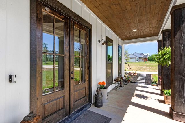 110 Quiet Springs Trail, Willis, TX 77378